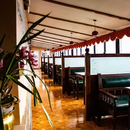 Travellers' Inn Дарджилинг Экстерьер фото